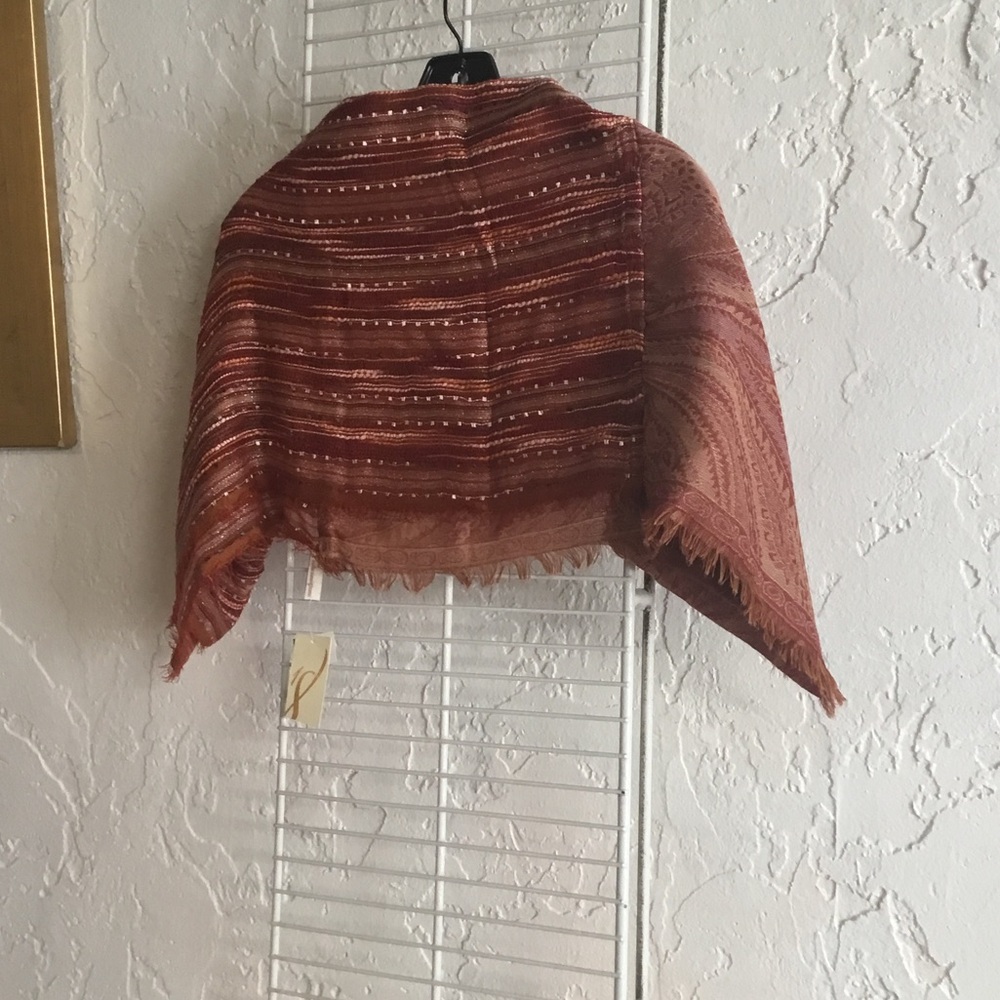 Collectioneighteen scarf